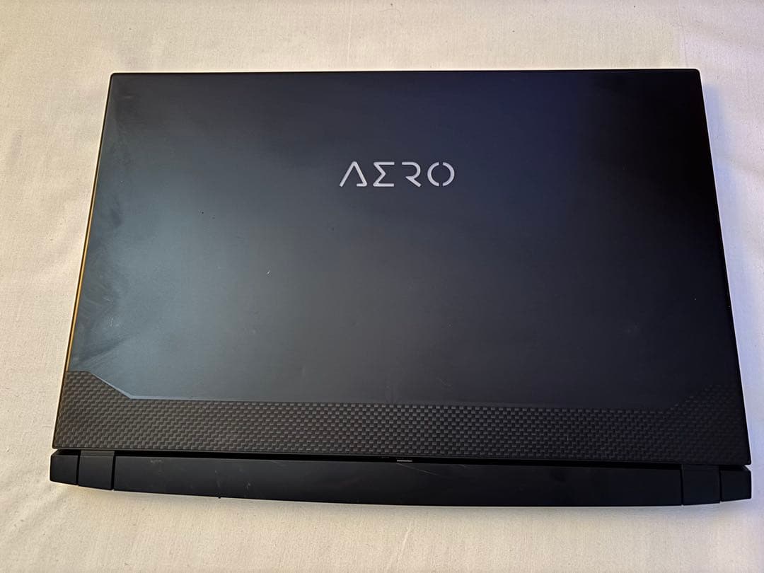 Windowsノート本体 AERO 15 OLED GIGABYTE、クリエイター向けノートPC「AERO 15 OLEDシリーズ」に最新OS